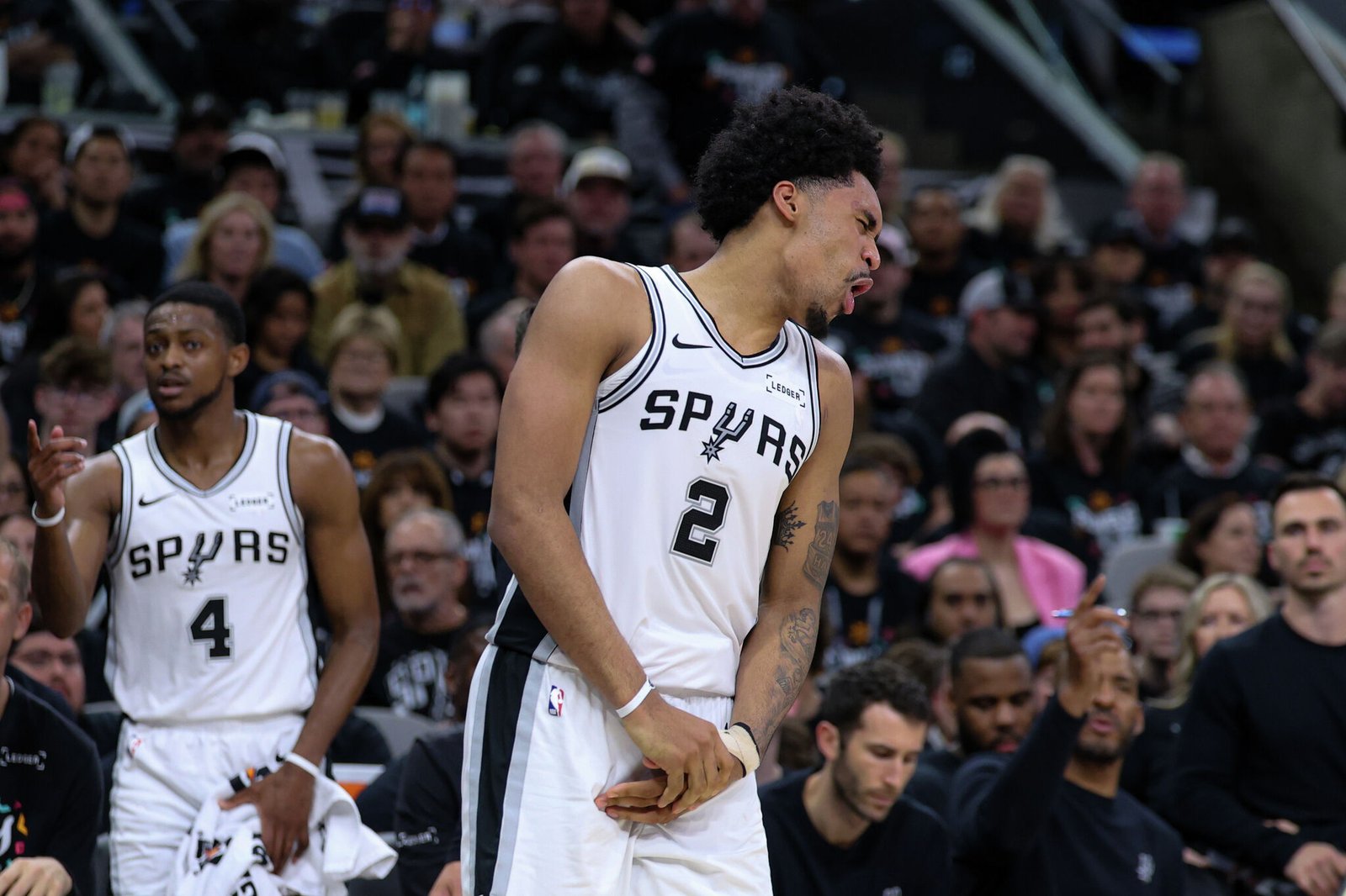 Will Harrison Barnes, Dylan Harper be available to Spurs for Game 3?