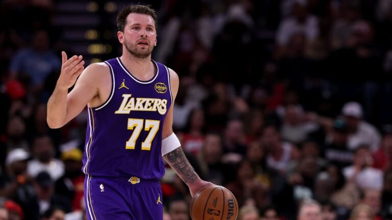 Will Lakers star play vs Rockets?