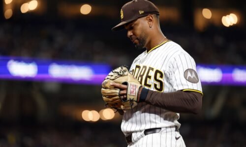 Xander Bogaerts muses on similarities and differences between time with Padres and Red Sox
