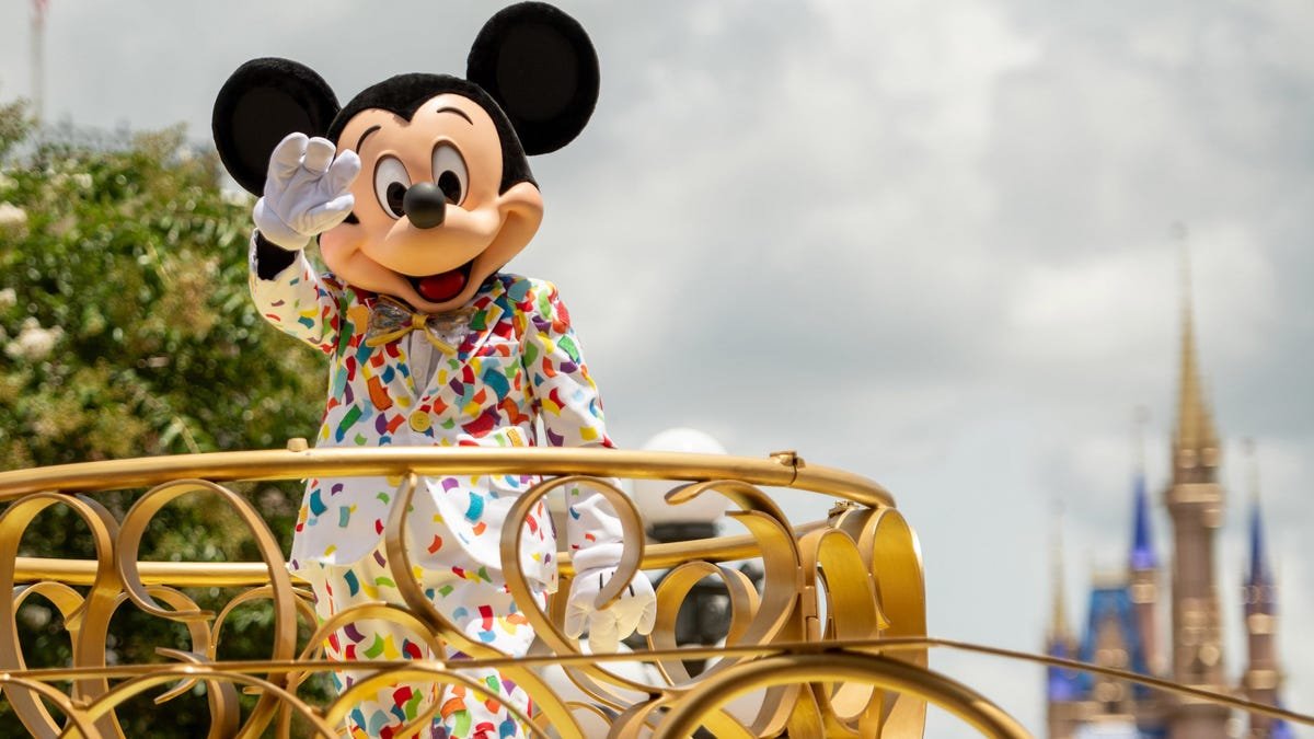 Yes, you can still do Disney for $100 a day. Here's how