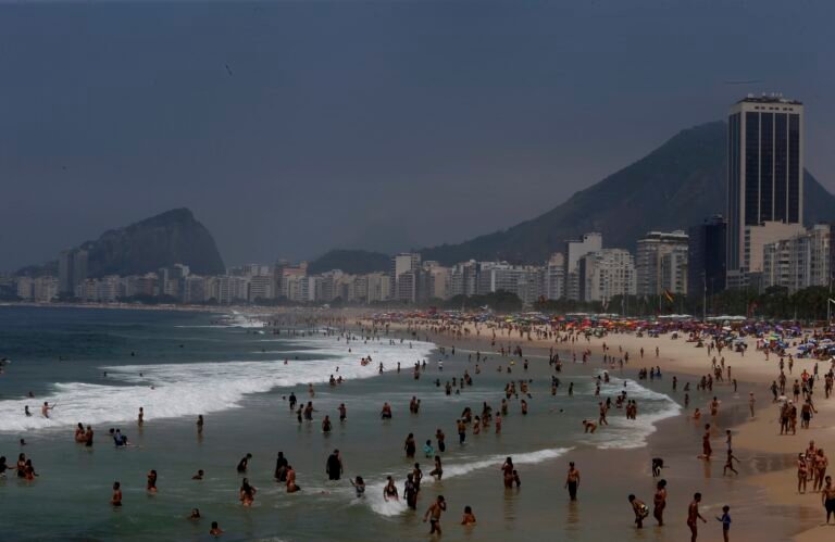 é possível emendar os feriados no Rio? Veja direitos trabalhistas