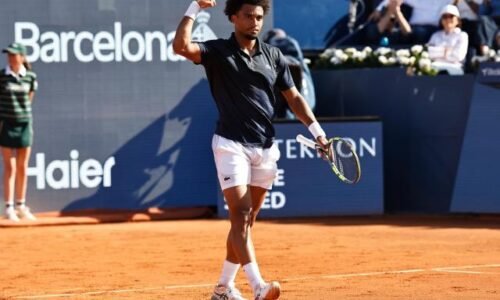 « ultra-dominateur » contre Lorenzo Musetti, Arthur Fils hausse le ton à Barcelone