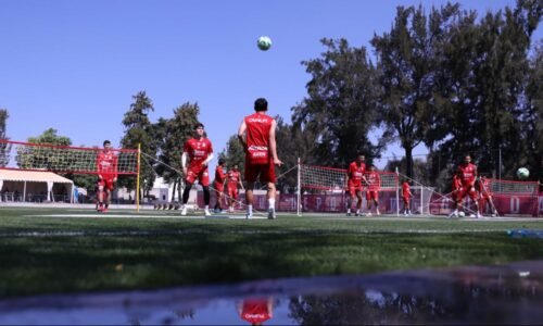 ¿Quiénes son los convocados de Chivas que buscarán los récords ante Puebla?