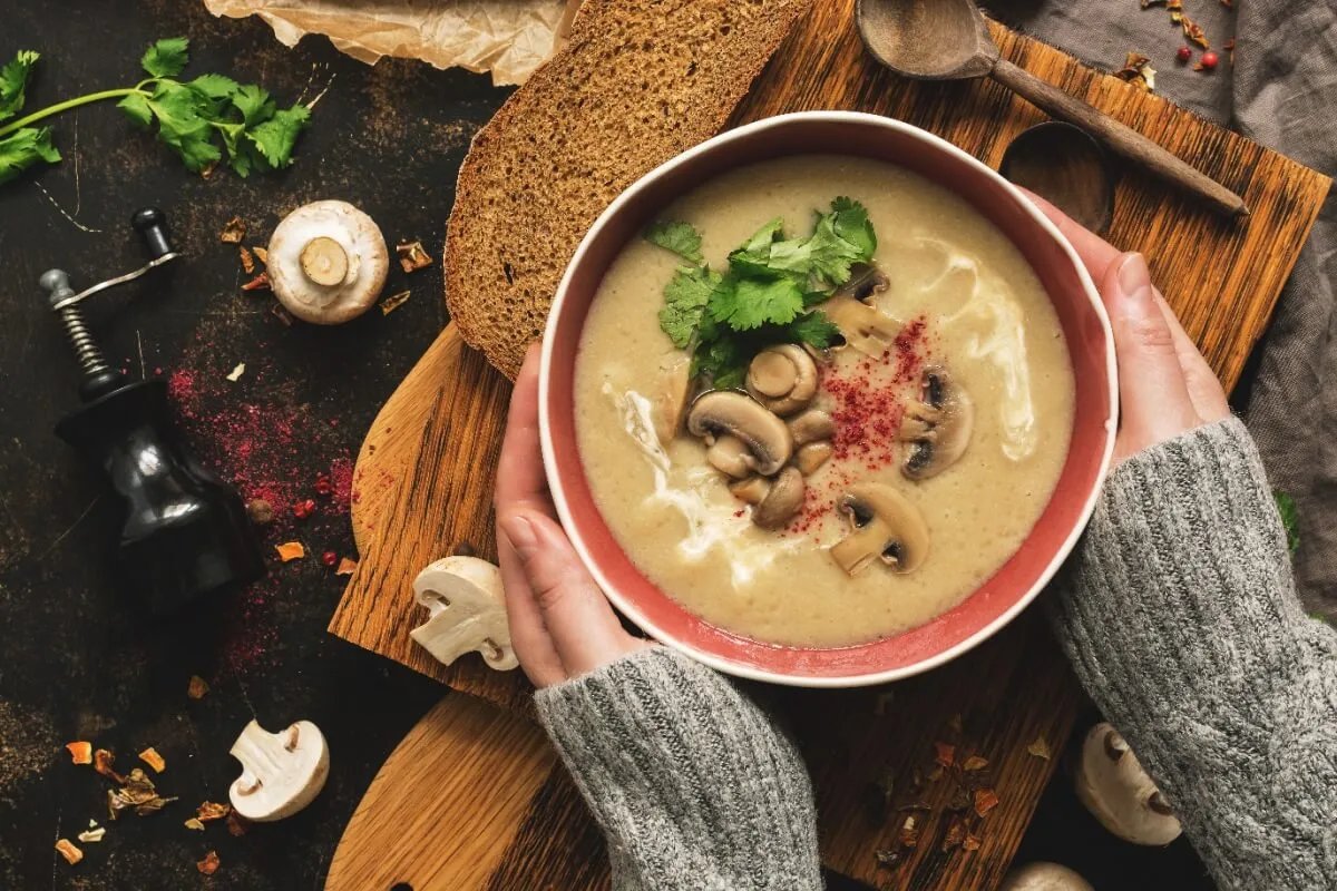 7 receitas práticas de sopas para os dias frios