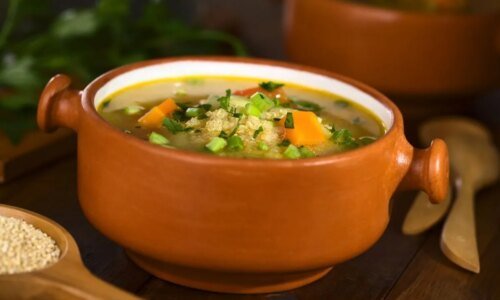 7 sopas proteicas para aquecer o corpo e manter a massa muscular no inverno