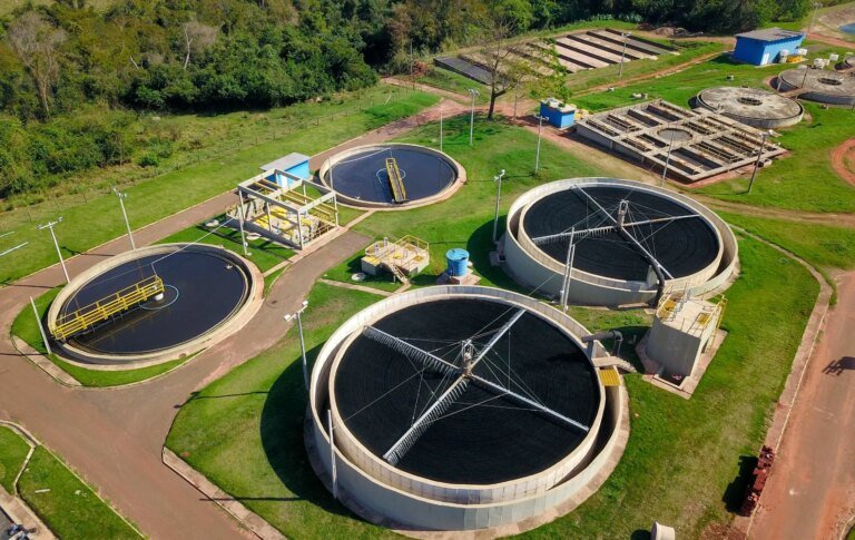 91 toneladas de lixo pressionam esgoto de 18 cidades do Paraná