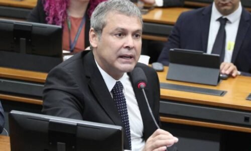A resposta de Lindbergh à acusação de calúnia contra relator da CPMI do INSS