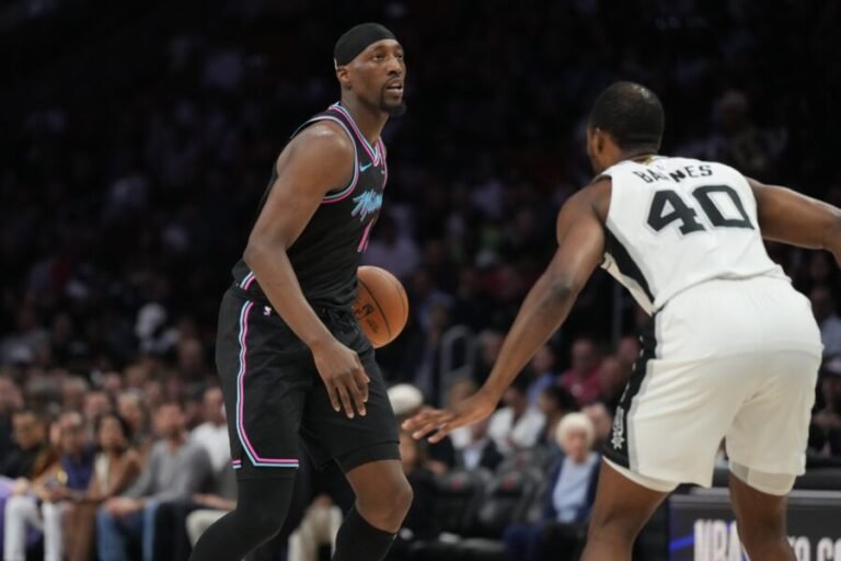 And-Ones: Social Justice Award, Wemby, Leg Injuries, McGrady