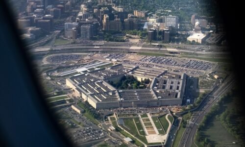 Após ordem de retirada de tropas americanas da Alemanha, Pentágono reduz número de brigadas estacionadas na Europa