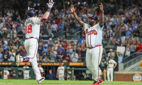 Atlanta Braves honor Bobby Cox, Ted Turner with storybook win