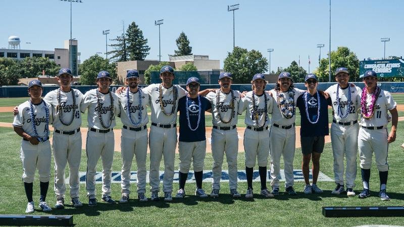 Baseball Celebrates Senior Day in Regular Season Finale Against CBU