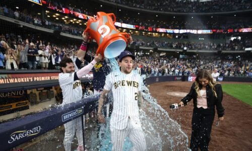 Brice Turang hits walk-off homer in Brewers first sweep over Yankees since 1989