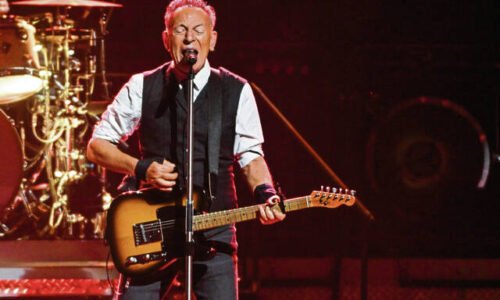 Bruce Springsteen’s politics, rock power on full display in nearly 3-hour show in Pittsburgh
