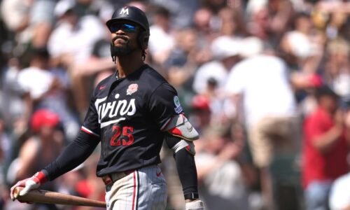 Byron Buxton, Twins lose opener to White Sox