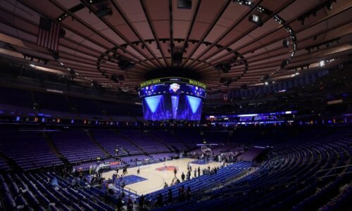 Cavs score vs Knicks, Game 1 live updates, TV station, stream info