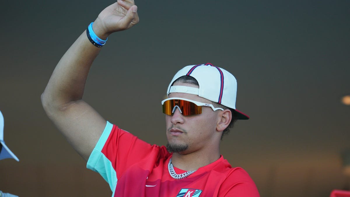 Chiefs QB Patrick Mahomes shared a cryptic message over the weekend