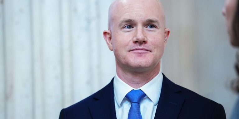 Coinbase didn't just lay off 14% of its staff due to AI. It replaced managers with ‘player-coaches’ and turned its org chart upside down