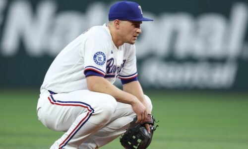 Corey Seager to injured list with lower back inflammation