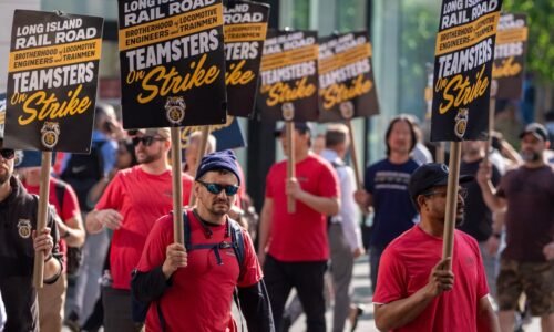 Deal reached by MTA and unions to end LIRR strike – NBC New York