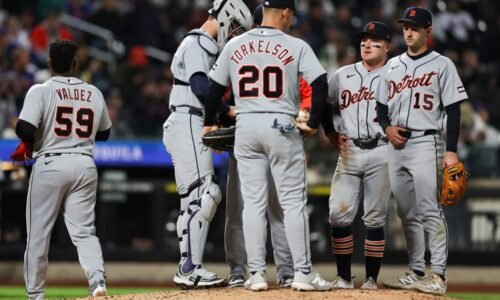 Detroit Tigers lost to the New York Mets, 3-2, in 10 innings