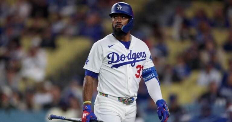 Dodgers' injury woes continue as Teoscar Hernández leaves game with strained hamstring