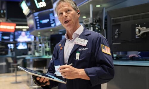 Dow clinches record high, S&P 500 and Nasdaq rise as stocks rebound on US-Iran peace hopes