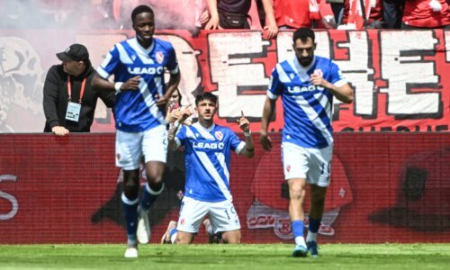 Dritte Fußball-Liga - Cottbus zurück in 2. Bundesliga - Essen in der Relegation - Sport