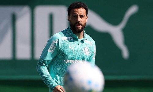 Especulado em Botafogo e Internacional, Felipe Anderson recebe quase R$ 2 milhões por mês no Palmeiras