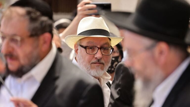 Ex-spy who sold U.S. secrets to Israel says he's sorry : NPR