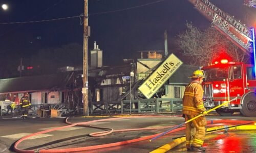 Fire damages Haskell's bar and liquor store in Excelsior
