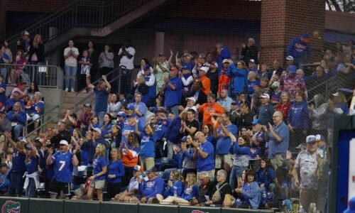 Florida softball fan ejected after confrontation with Mia, Jason Williams' family
