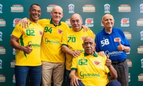 Cafu, Taffarel, Rivellino, Mengálvio e Pepe na ação do Guaraná Antarctica - Divulgação