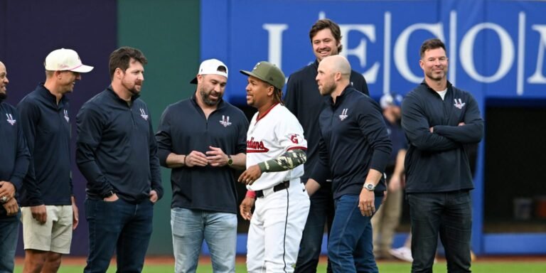 Guardians honor 2016 AL pennant-winning team