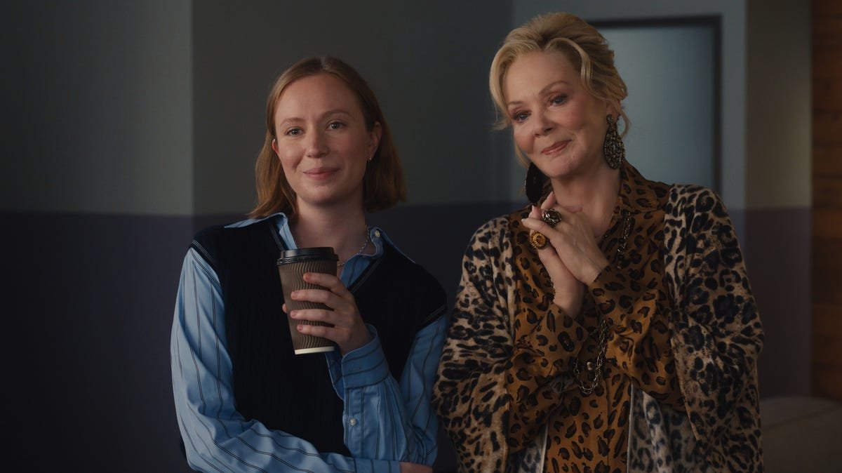 'Hacks' stars say Deborah and Ava's pretend romance was 'so much fun'