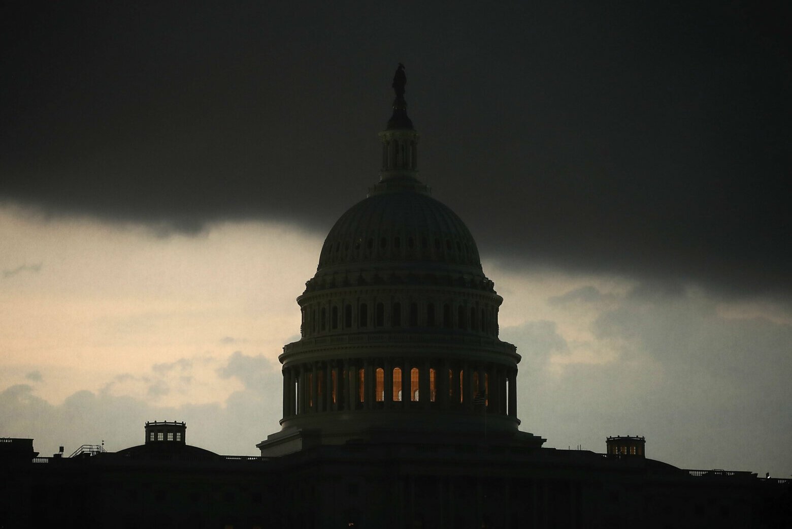 Isolated storms, showers hit parts of DC area amid record-breaking heat