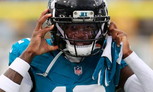 Jaguars' DL Arik Armstead weighs in on Travis Hunter's playing time