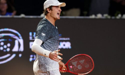 João Fonseca encara fama em Roland Garros - 22/05/2026 - Esporte