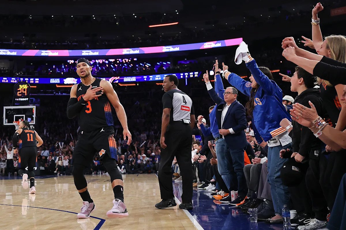 Knicks' Josh Hart cites Jay Wright after giving now-viral quote about analytics: 'They're a lamppost to a drunk person'