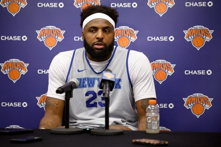 Knicks' Mitchell Robinson trying to improve mental health