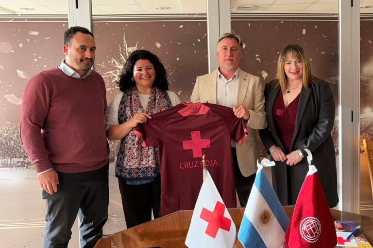 Lanús fortalece su compromiso social junto a Cruz Roja Argentina