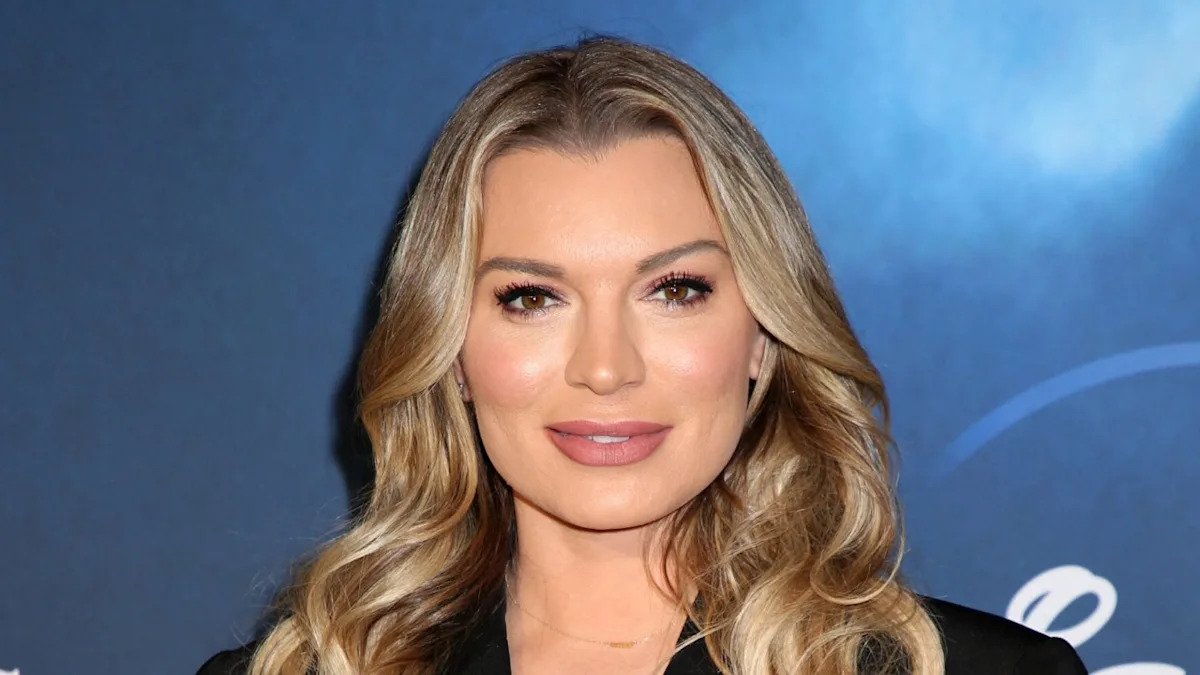 Lindsay Hubbard Says OG ‘Summer House’ Cast Came Together After Amanda Batula-West Wilson ‘Scandal Broke’ (Exclusive)