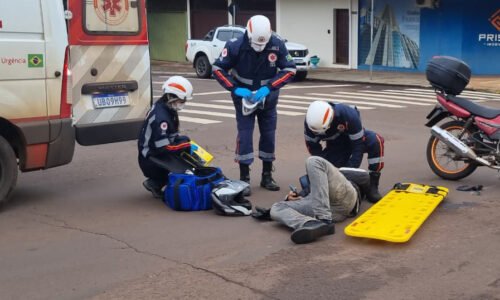 Motociclista fica ferido após acidente no Centro de Cascavel