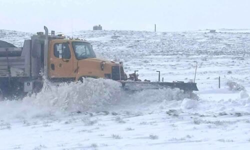 Motorists Stuck On I-80 Overnight As Snowstorm Shuts Down Southern Wyoming