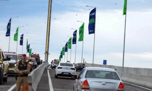 Nova ponte de Guaratuba inova com espaço seguro para ciclistas e pedestres
