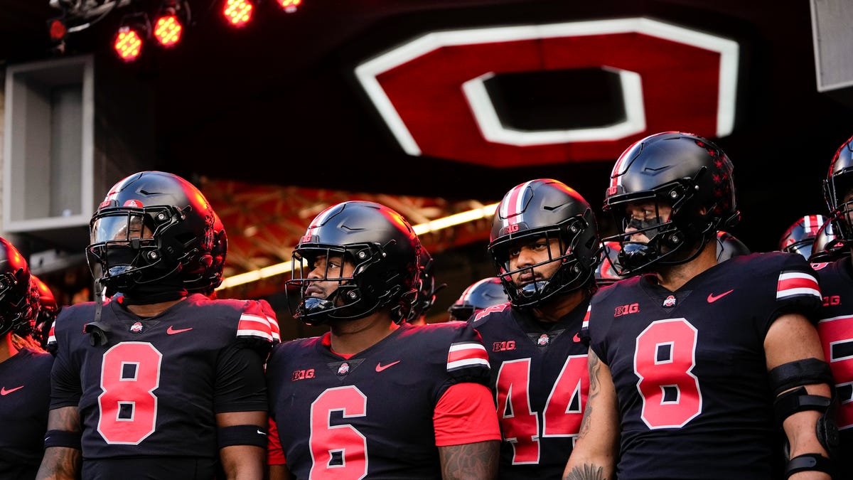 Ohio State football to wear all-black uniforms in 2026