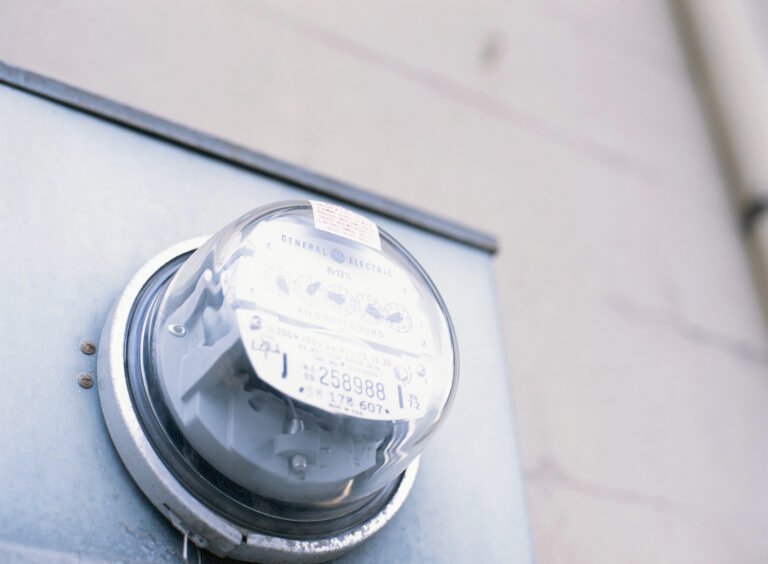 Ohio's electric bills are high — and so are utility CEO salaries • Ohio Capital Journal