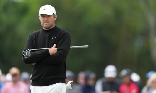 PGA Championship third round leaderboard, live updates: Can Scottie Scheffler, Rory McIlroy catch the leaders?