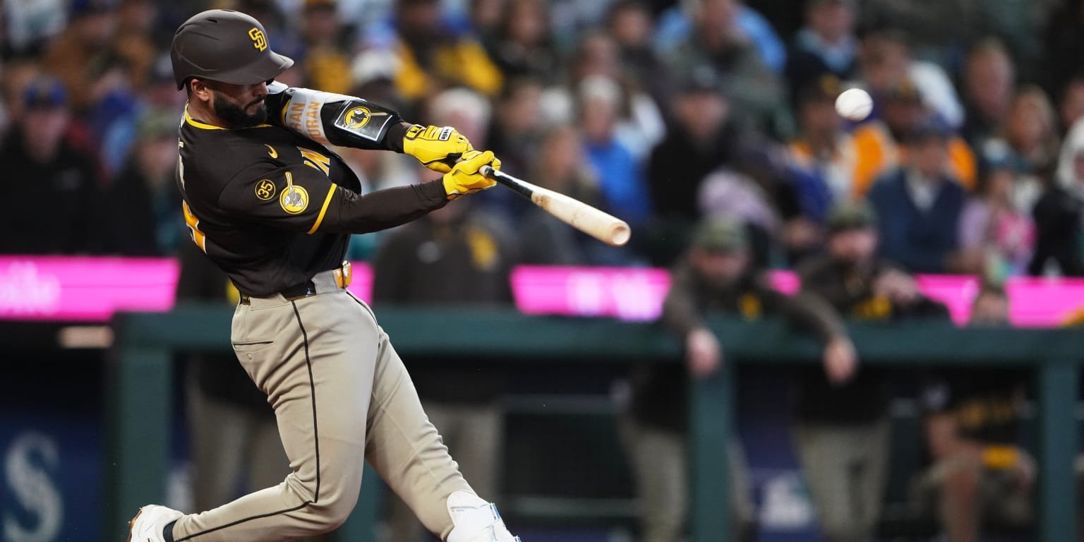 Rodolfo Durán homers for first Major League hit with Padres