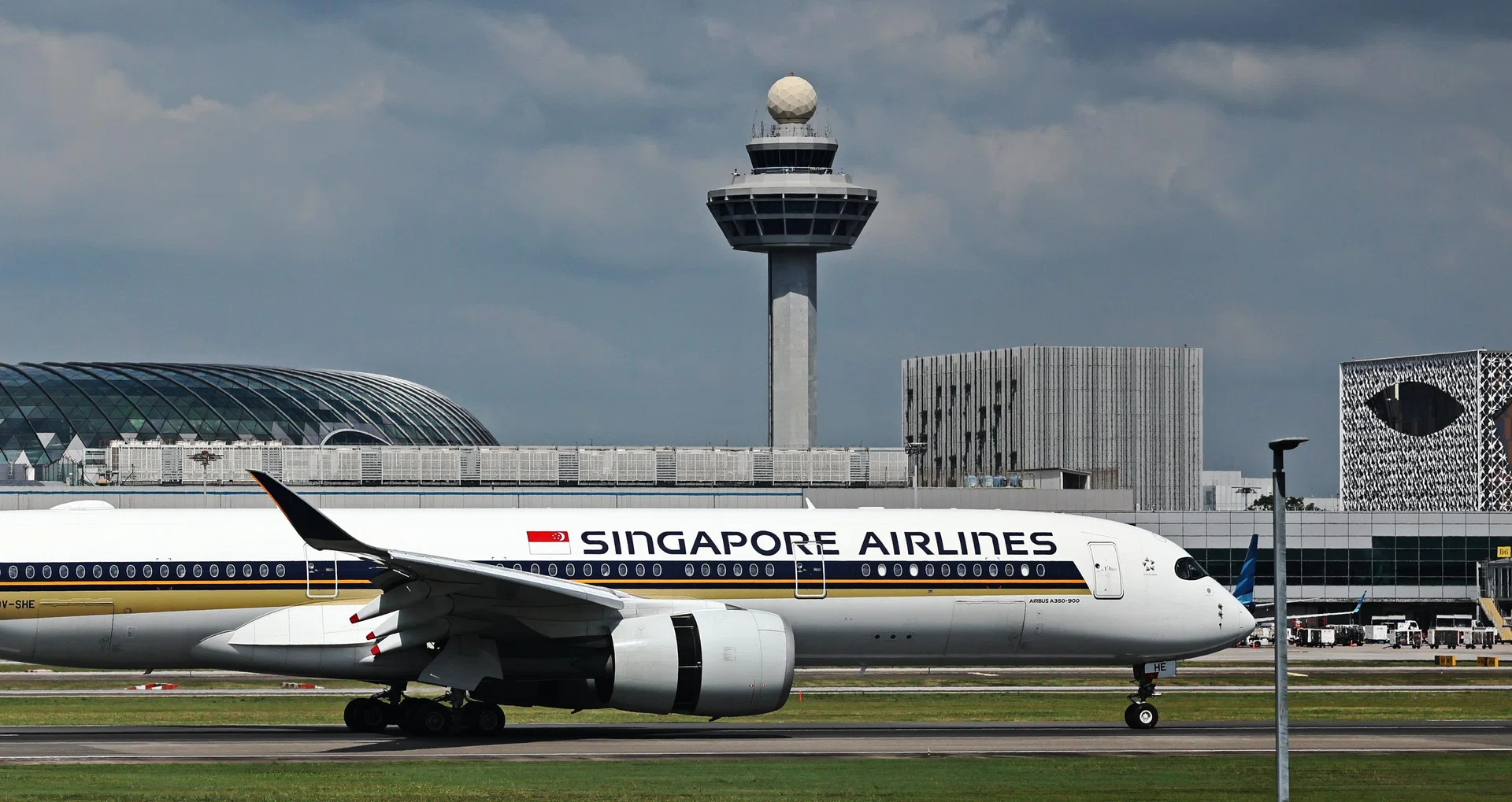 SIA boosts Europe flight frequencies, returns to Madrid amid strong travel demand