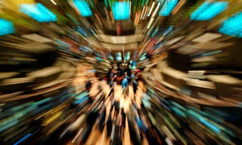 S&P 500, Dow, Nasdaq waver as inflation fears grip markets
